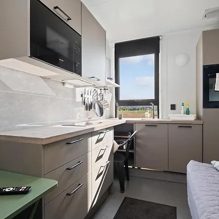 Ecostay Comfort In Compact Format Nr Three Holiday home *
